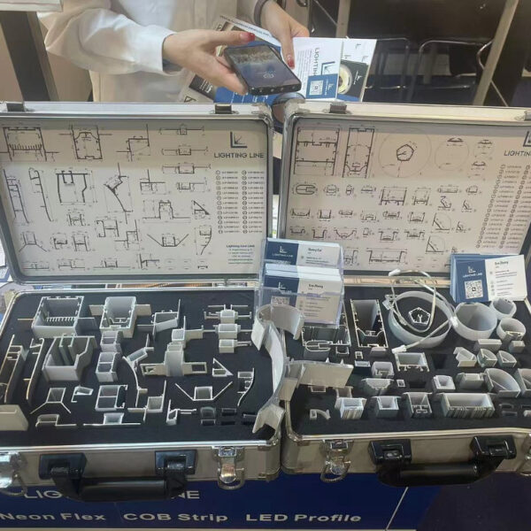 mmexport1761643548417